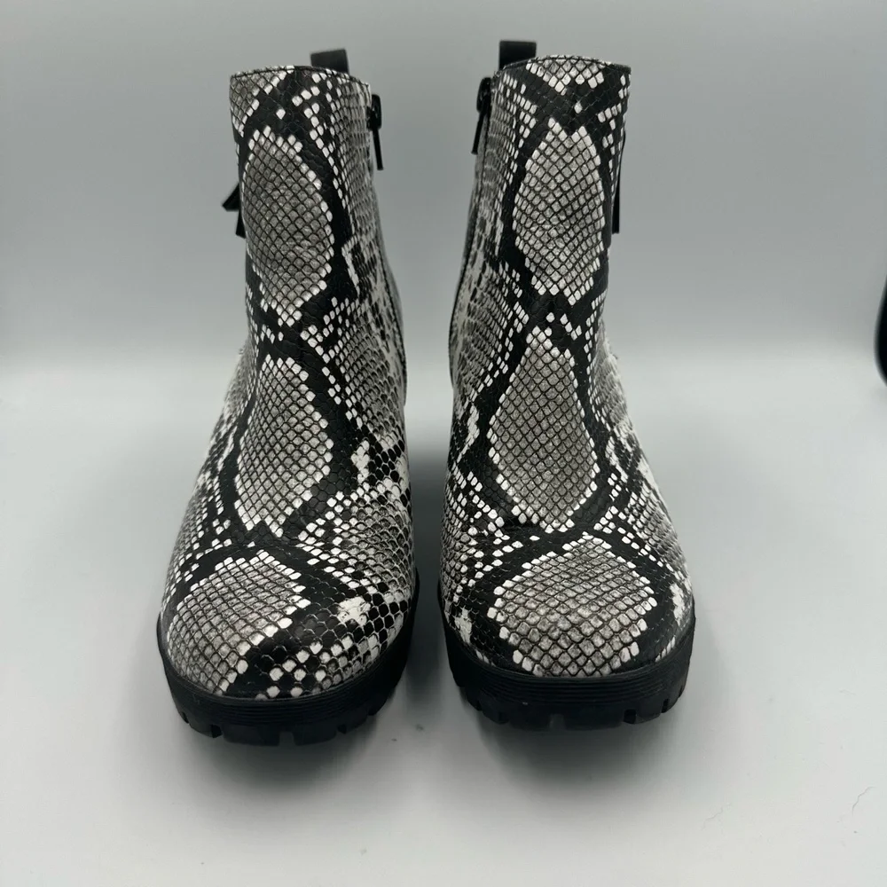 Mix No. 6 Cooya Snake Print Block Heel Ankle‎ Boots Women’s 8